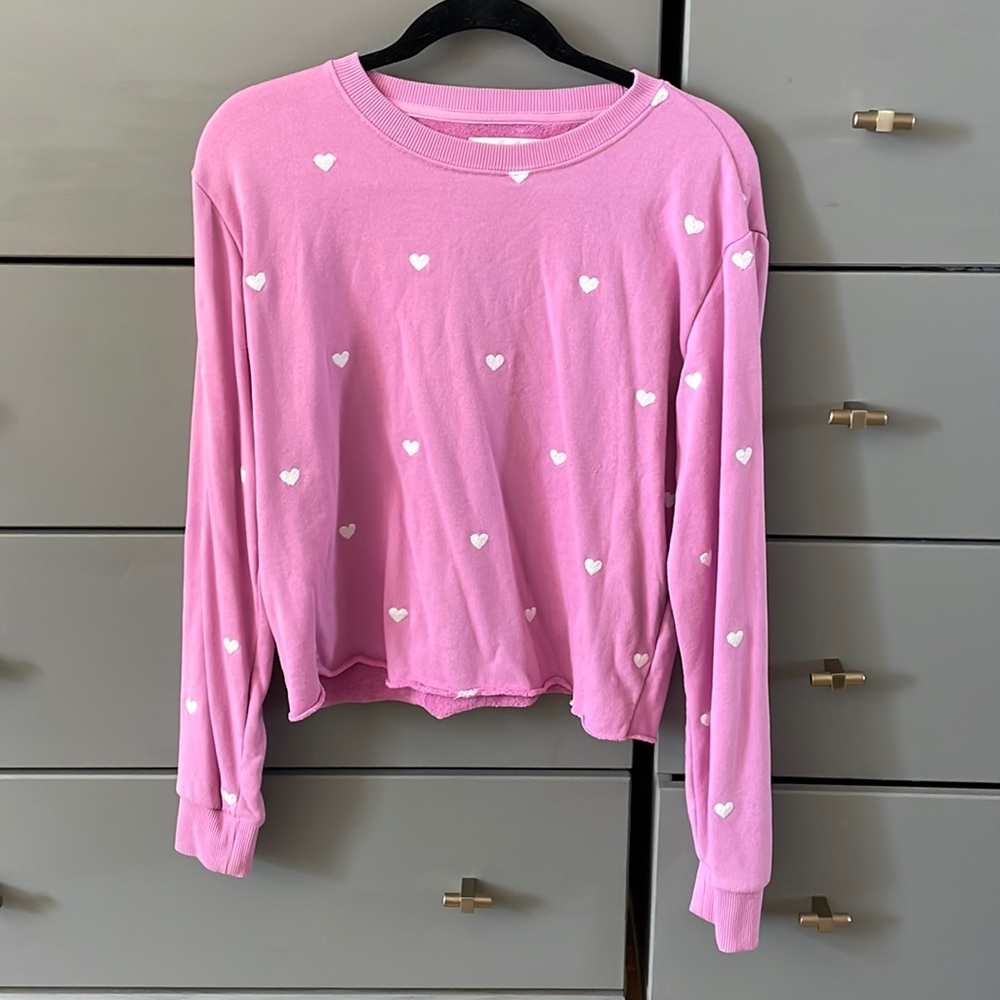 Adorable spiritual gangster heart crop